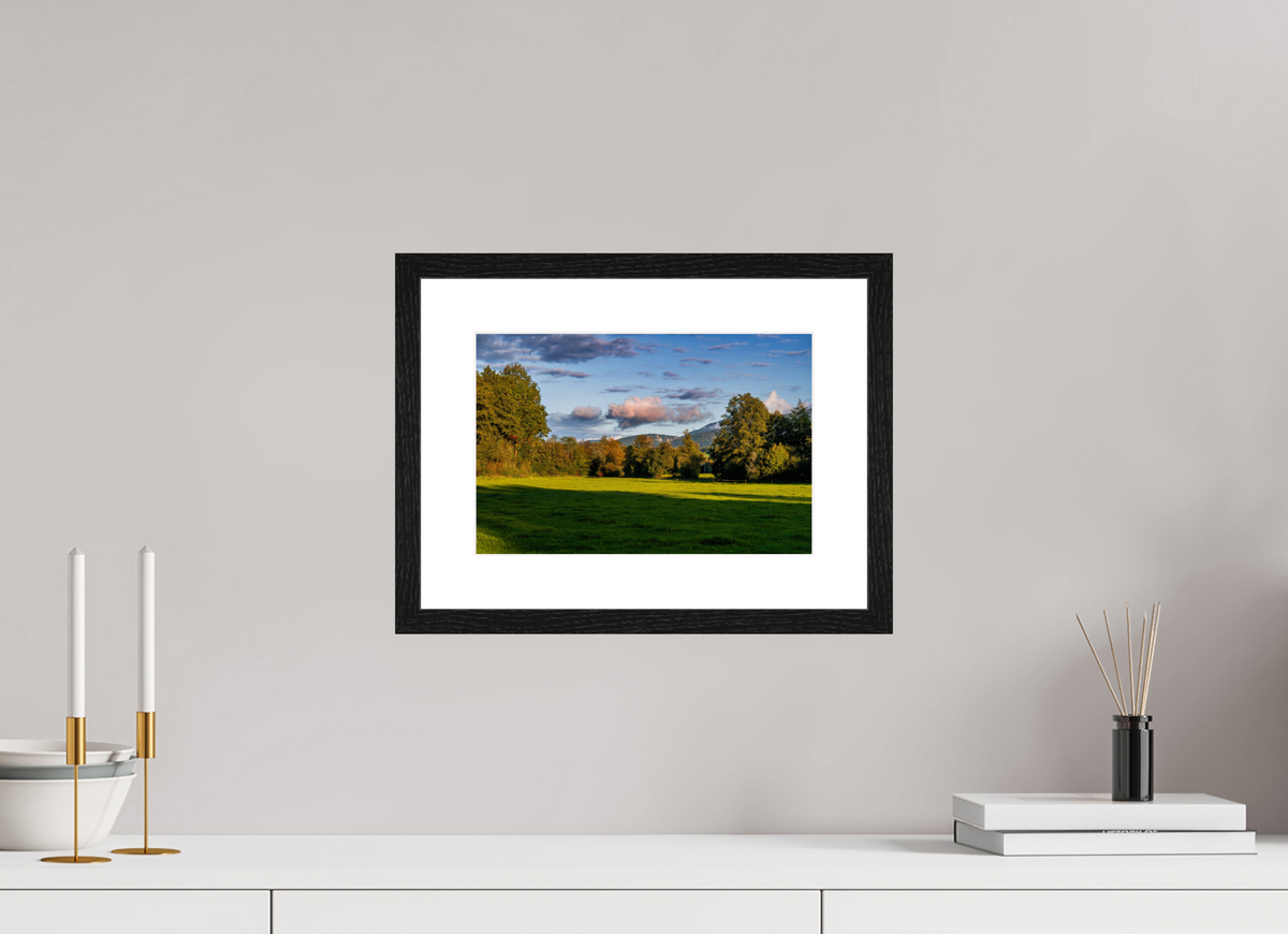 30 x 20 cm, Tirage photo métallisé sur papier Fuji Crystal Pearl avec cadre Hambourg 20mm, chêne noir Courfaivre nuage ombre
